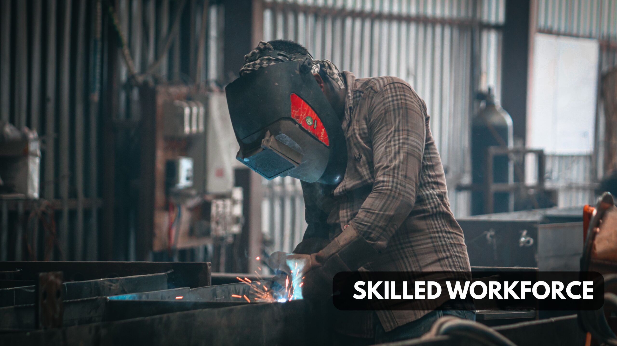 Skilled Workforce at Thirumala Roofings